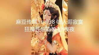 [MP4/ 287M] 時尚大奶美少婦獨愛大叔,小公園勾引施工隊大叔,站立後入啪啪,小騷貨被撐滿了