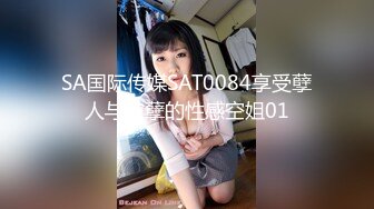 40岁知性美熟女被两个小伙子轮流满足【这个女的可以约，看下面的简阶】