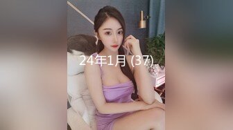 阿姨淫语：快点把大鸡巴给妈妈插进来，快点，喔喔喔~妈妈的逼已经张开了  痒死啦，儿子妈妈好爽呀，用力操妈妈！