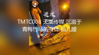 [MP4]乳大臀翘的裹胸装短裤美女2800元约到啪啪,沙发上揉奶抠逼,口交