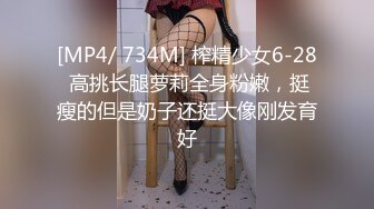 大神旅游景区一路走一路抄底众多的美女少妇眼界大开 (22)