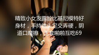 ✨台湾攻守兼备四爱SM女王「queena」OF调教私拍 可S可M 滴蜡浣肠足交多P乱交和白人约炮